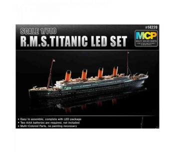 R.M.S. TITANIC LED SET, 1/700