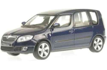 Skoda roomster dark blue 