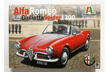 Italeri 3653 Alfa Romeo Guiletta Spider 1300