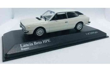 Minichamps 400125710 Lancia Beta HPE 1981 White 1:43