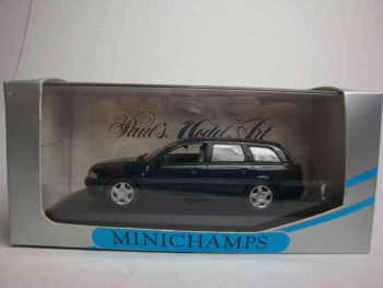 AUDI A4 AVANT 1995 GREEN METALLIC MINICHAMPS 430015011