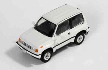 PREMIUM Suzuki Escudo, 1992 White PRD327