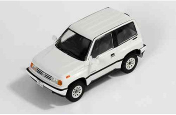 PREMIUM Suzuki Escudo, 1992 White PRD327