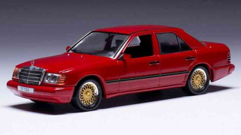 Mercedes 300 E (W124) Dark Red 1984  IXO  CLC544